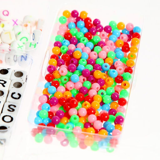 Набор для творчества Создай своё украшение, 600 бусин и шармов