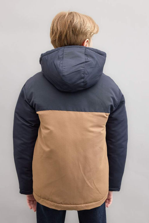 Водоотталкивающее пальто с капюшоном для мальчика - Defacto фото 5