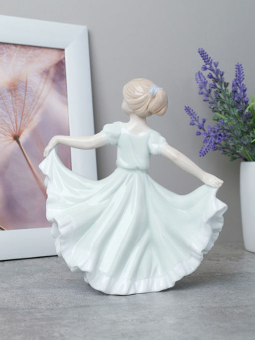 Статуэтка Дама 17 см / HP203 /уп 36/ - ГалеонТрейд фото 3