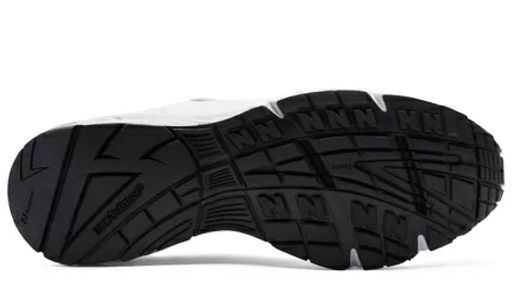 Кроссовки для активного отдыха New Balance 991 фото 4