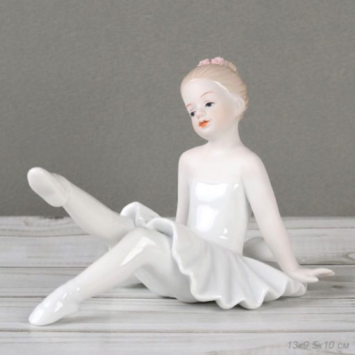 Фигурка Балерина 13х9,5х10 см / HP3176 /уп 48/