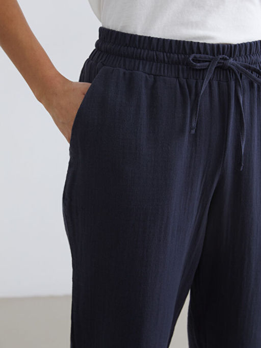 Havu? Kesim Dokulu Kad?n M?slin Pantolon