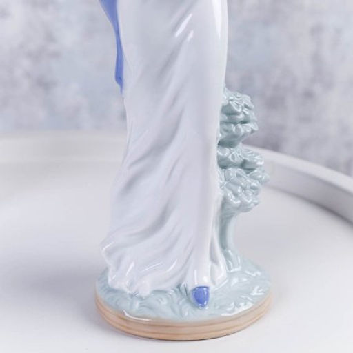 Статуэтка Дама 28 см / HP037 /уп 32/ - Галеонтрейд фото 4