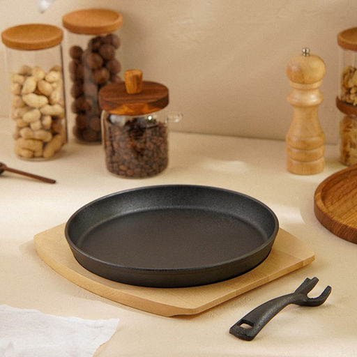 Сковорода чугунная на деревянной подставке SL Home, d=25 см, h=3 см, чёрная