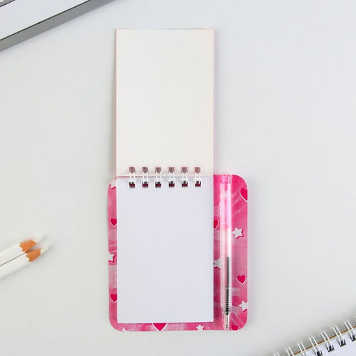 Цена за 2 шт. Блокнот и мини ручка С 8 Марта. Зайка