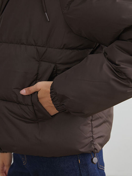 Kap??onlu Kad?n ?i?me Mont