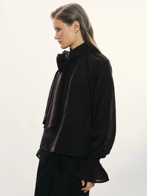 Блузка из тенселя с бантом / Zarina