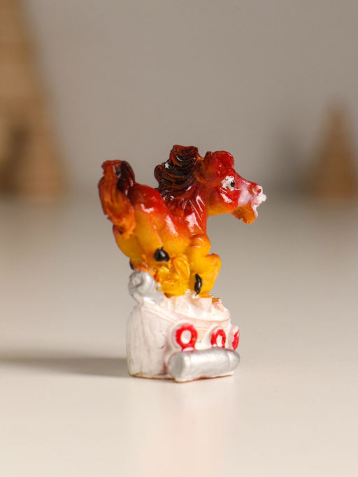 Фигурка полистоун Конь и служба, 4.5?2.5?5 см, МИКС