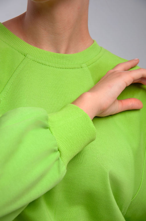Арт. 15110/1 Свитшот женский укороченный one size (42-50) Цвет:салатовый - Калинка фото 6