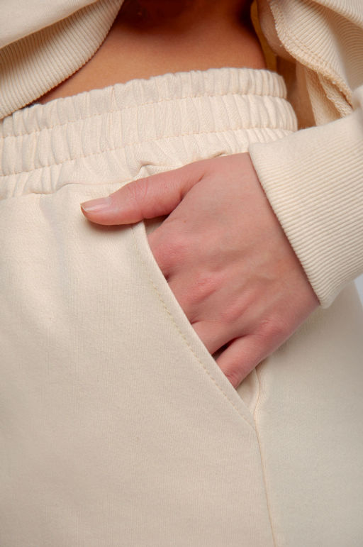 Арт. 2534 Костюм женский с шортами 42-48 (4 шт) Цвет:молочный - Калинка фото 2