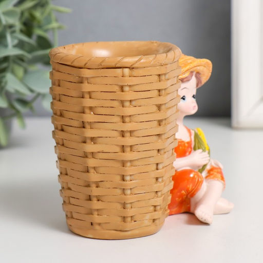 Фигурка полистоун с подставкой «Мальчик/Девочка с кукурузой», 11×7×9.2 см, МИКС