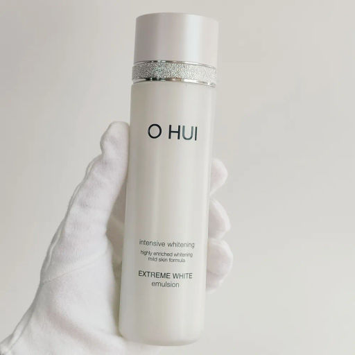 Эмульсия осветляющая с ниацинамидом O HUI Extreme White Emulsion, 120ml