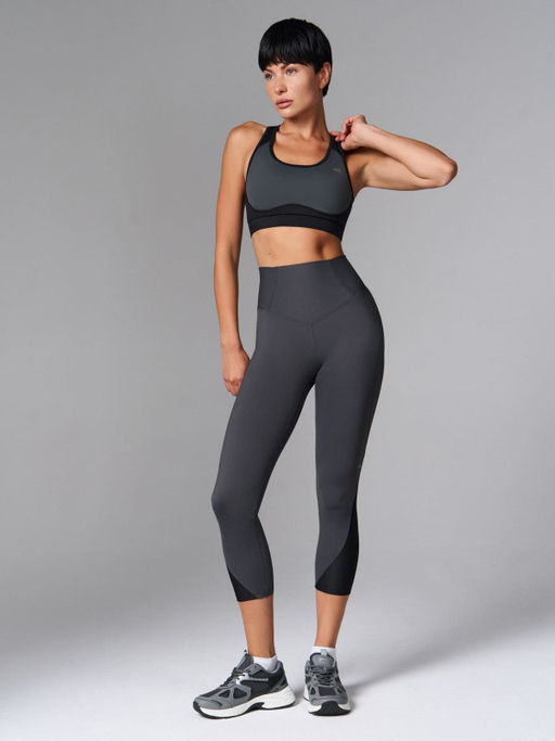 Моделирующие укороченные леггинсы 7/8 - NEVERLATE фото 5