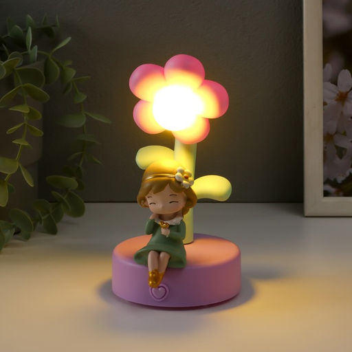 Фигурка светящаяся Девочка под цветочком, 8?8?15 см, МИКС