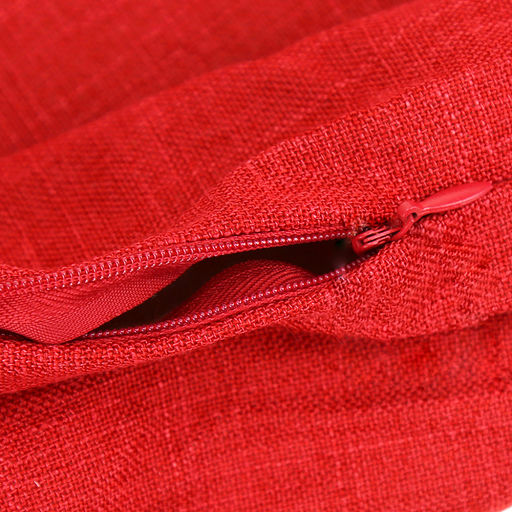 Наволочка декоративная 32х50см "Пуговицы" красный, 2-х сторонняя, искусственная ткань, подкладка-флизелин, на молнии (Китай)