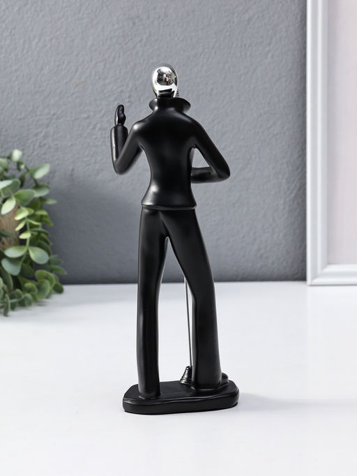 Сувенир полистоун "Вокалист" чёрный с серебром 6,5х10х26,5 см