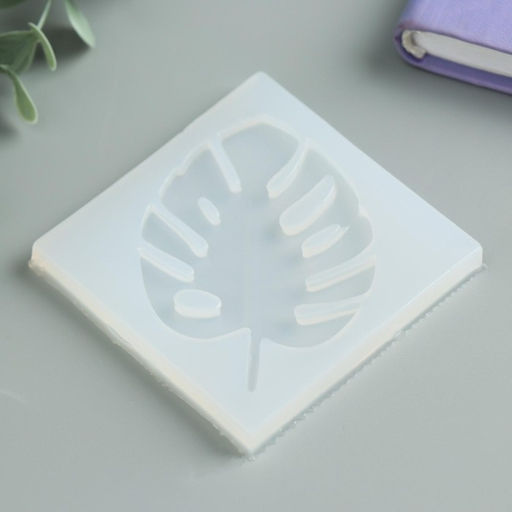 Молд силикононовый «Пальмовый лист» 0,8 х 7 х 7 см