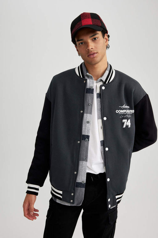 Кардиган оверсайз на мягкой подкладке с воротником-бомбером и принтом - Defacto фото 3