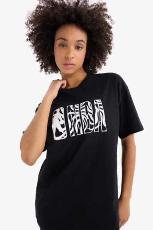 DeFactoFit NBA Wordmark Oversize Fit Bisiklet Yaka K?sa Kollu Tisort