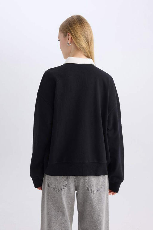 Женская черная классная толстовка большого размера с широким кроем и воротником-поло с застежкой на пуговицы и принтом - Defacto фото 9