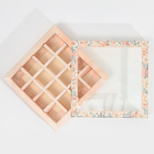 Цена за 4 шт. Коробка под 16 конфет новогодняя с ячейками «Стильный розовый» 17.5 х 17.5 х 3.5 см