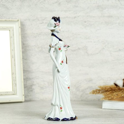 Статуэтка Дама 30 см / 068J /уп 24/ - Галеонтрейд фото 4