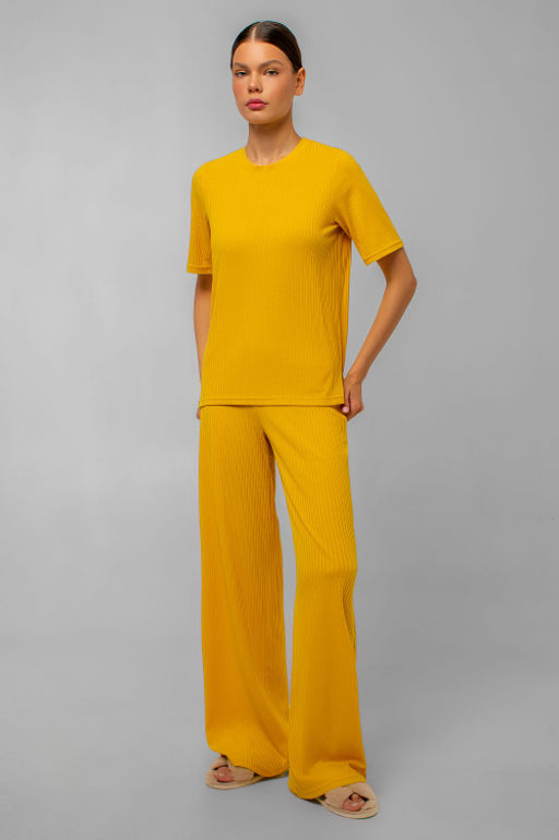 Арт. 10401/2 Пижама с брюками 44-52 (5 шт) Цвет:верх-горчичный,низ-горчичный