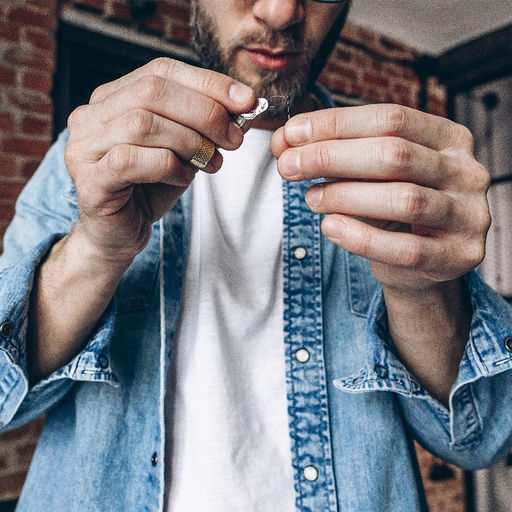 Цена за 100 шт. Нитевдеватель металлический, 4.3×1.5 см, цена за 1 штуку