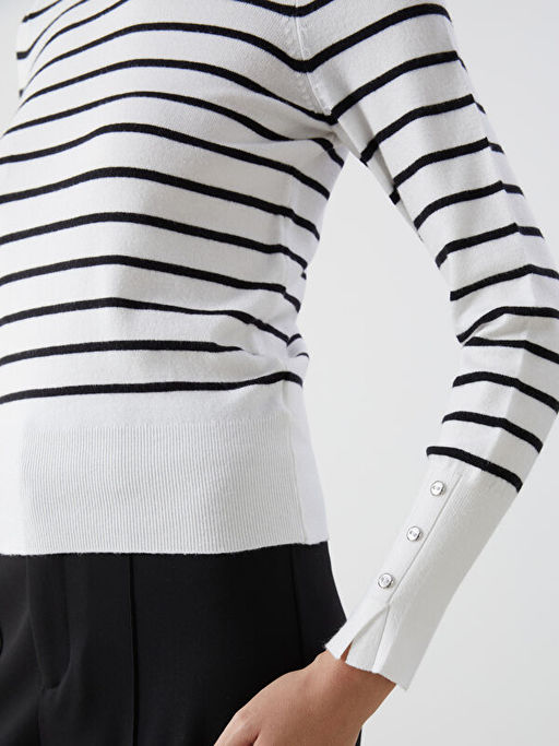 Bal?k?? Yaka ?izgili Kad?n Triko Kazak