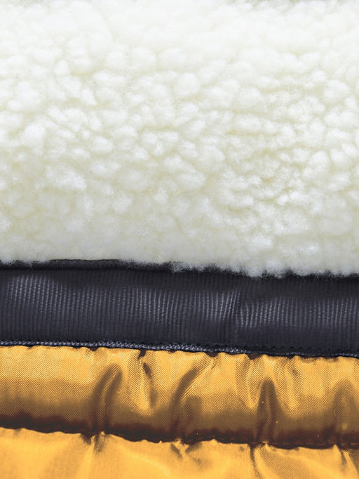 Парка зимняя подростковая для мальчика с капюшоном желтого цвета 9533J