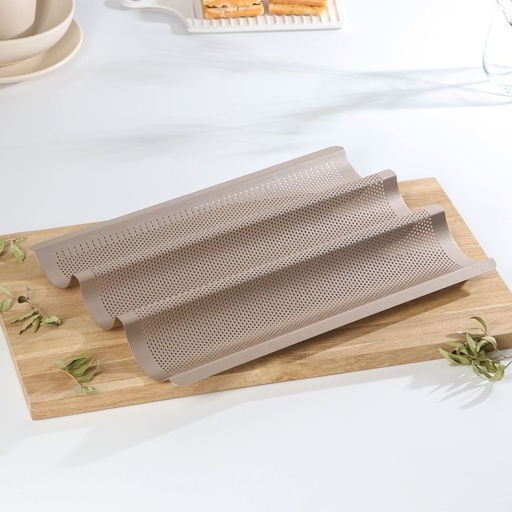 Форма для выпечки багетов Gold перфорированная, 38,5?28,5?3,5 см, антипригарное покрытие, цвет золотой - Simaland фото 3