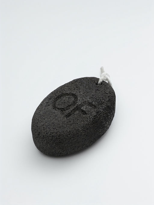 Цена за 2 шт. Пемза для педикюра, с подвесом, 11×7 см, в коробке, чёрная