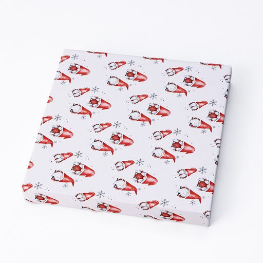 Блюдо фарфоровое сервировочное Доляна Праздничный переполох. Гном Бим, d=20,5 см, цвет белый  фото 8