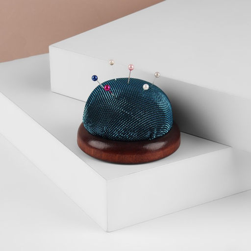 Игольница «Круг», на деревянной подложке, d=7 см, МИКС