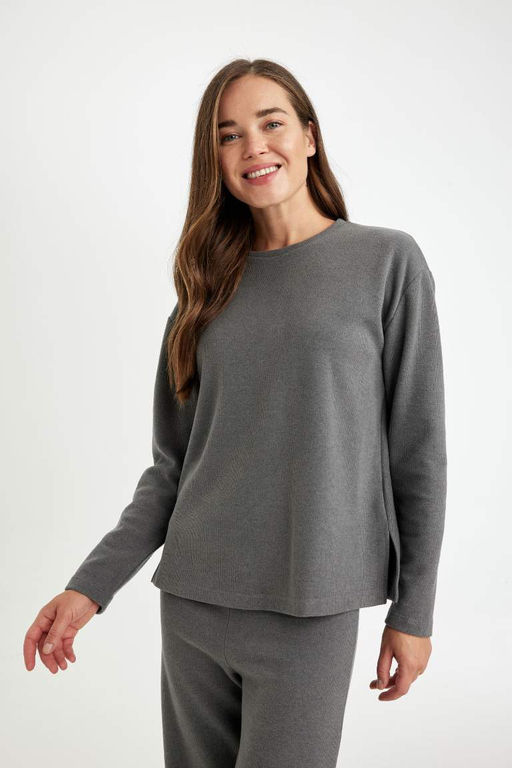 Женская однотонная футболка с длинными рукавами из ткани селаник антрацита стандартного кроя с круглым вырезом - Defacto фото 4