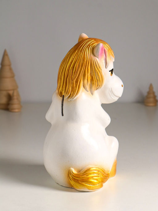 Копилка для денег Лошадь с сердцем, гипс, 23 см, белый с золотом