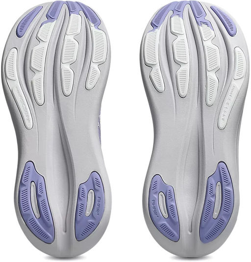 Кроссовки женские