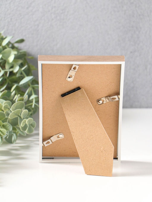 Цена за 2 шт. Фоторамка пластик 10х15 см "Современная классика" беж и белый 16х10,8х1,5 см