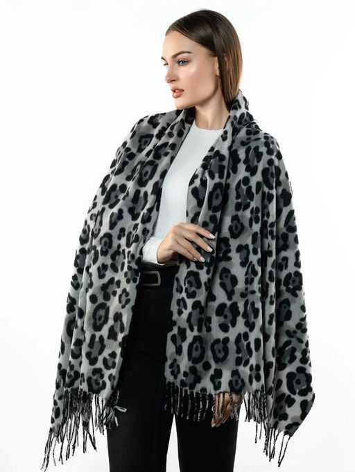 Яркий палантин с анималистичным принтом - Pretty mania фото 3