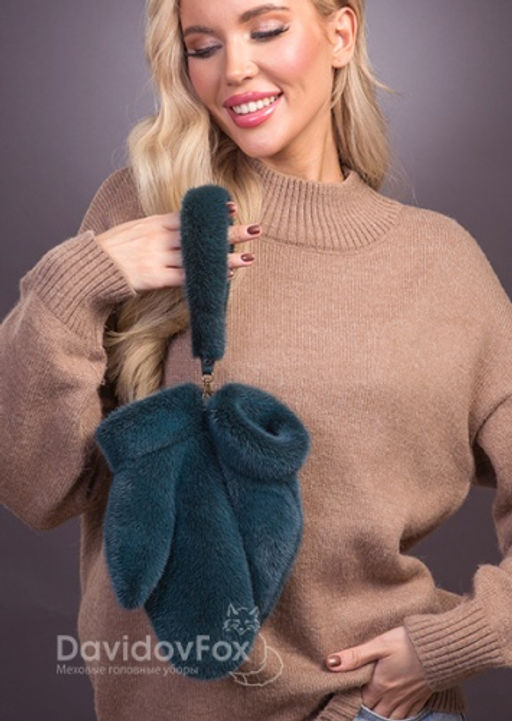 Варежки норка изумруд