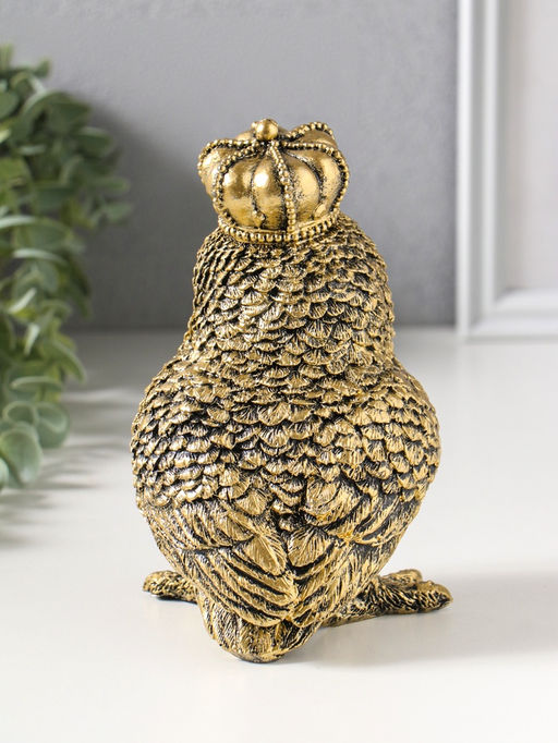 Сувенир полистоун "Золотая сова в короне" 10х10х16 см