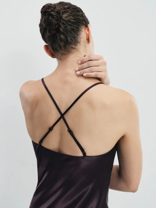 Атласное платье миди на бретелях / Zarina