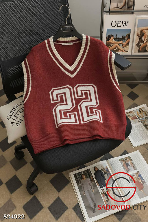 Жилетка женская с надписью