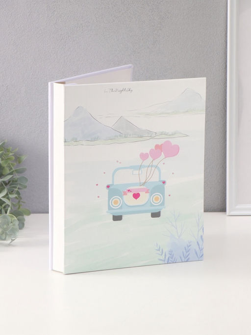 Фотоальбом на 100 фото 13?18 см Машина с шариками, кожзам, в коробке, 4?23?29 см