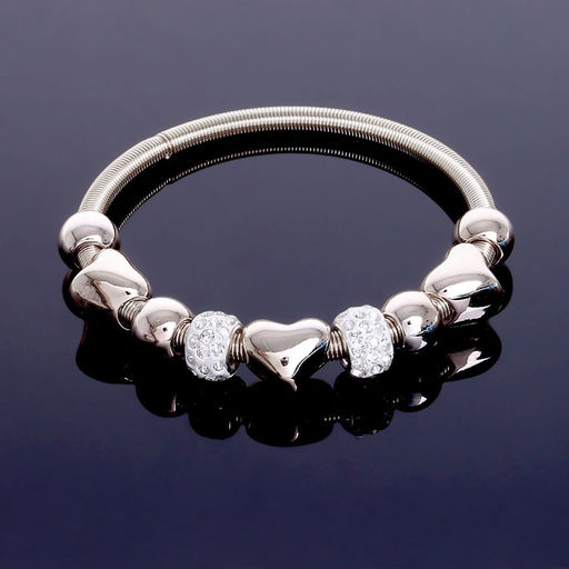 Браслет с шармами «Марджери», стразы, сердце, белый в серебре, d=6.5 см