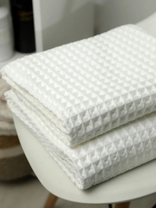 Набор банных вафельных полотенец в подарочной сумке, цвет белый