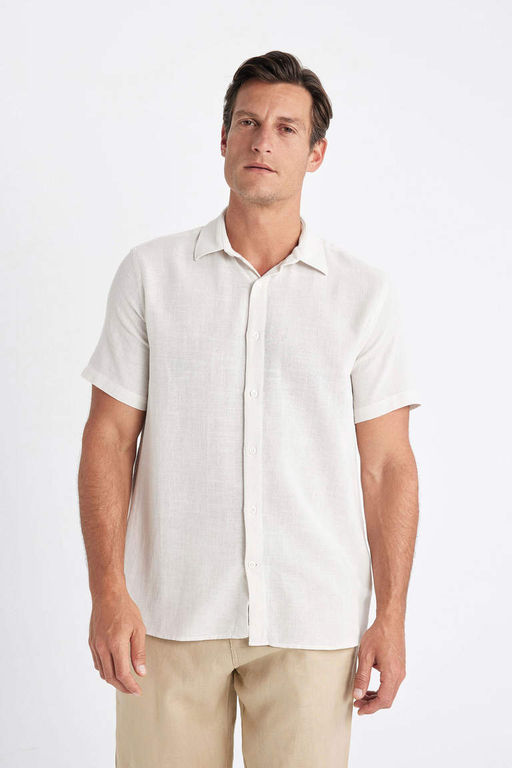 Хлопковая рубашка с короткими рукавами и воротником поло стандартного кроя