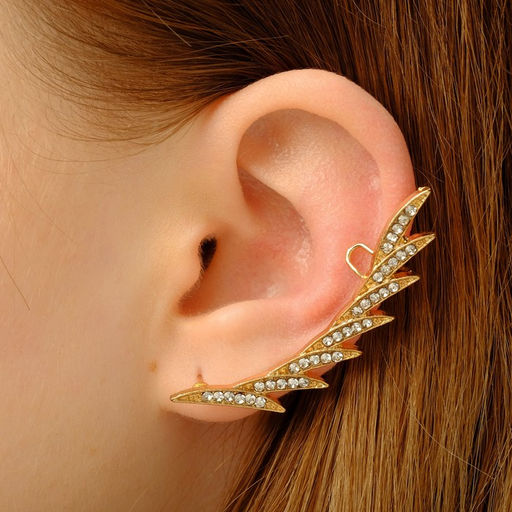 Серьга Кафф перо стразы, цвет белый в золоте