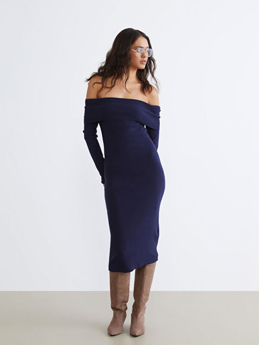 Kay?k Yaka Triko Elbise