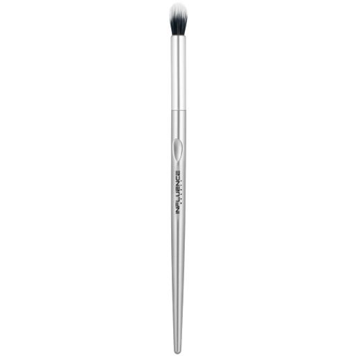 Influence Beauty DB-09R Кисть-дуофибра для нанесения и растушевки теней